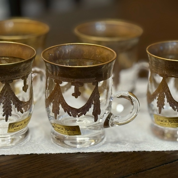 Neiman Marcus Gold Trim Glass Mug - Picture 5 of 11